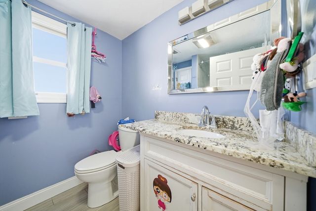 29 Joseph Rd, Braintree, MA 02184