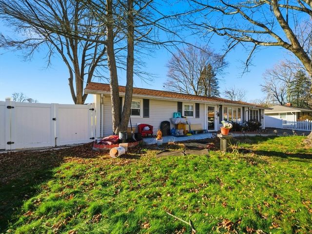 29 Joseph Rd, Braintree, MA 02184