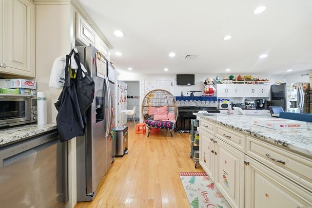 29 Joseph Rd, Braintree, MA 02184