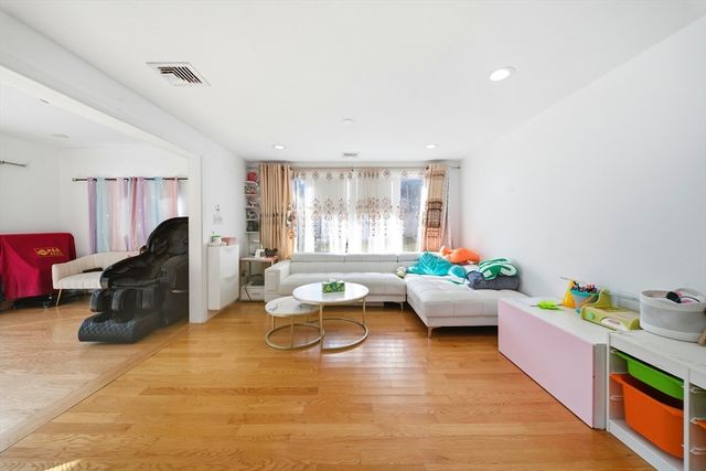 29 Joseph Rd, Braintree, MA 02184