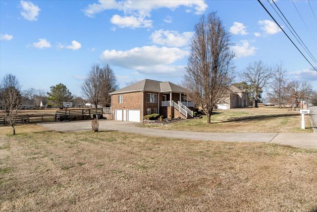 7305 Cox Run Dr, Fairview, TN 37062