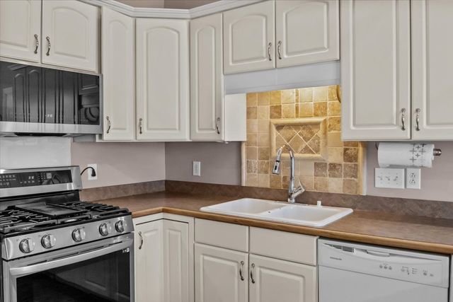 7305 Cox Run Dr, Fairview, TN 37062