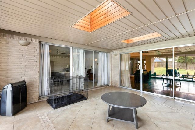 3109 Woodland Court, La Porte, TX 77571