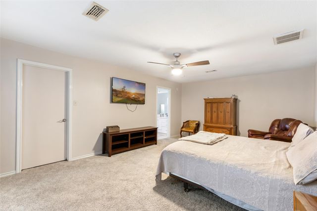 3109 Woodland Court, La Porte, TX 77571