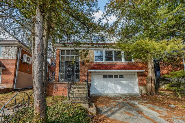 21647 Sawyer Avenue, Queens Village, NY 11427