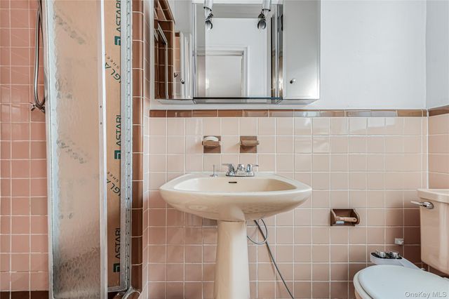 21647 Sawyer Avenue, Queens Village, NY 11427