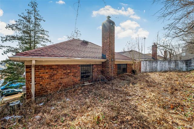 21647 Sawyer Avenue, Queens Village, NY 11427