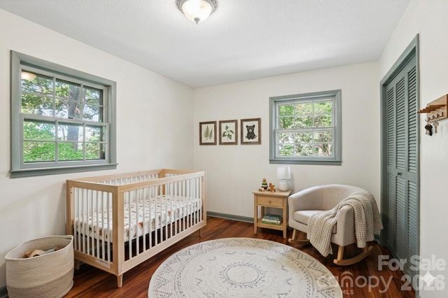 38 Nixon Terrace, Asheville, NC 28805