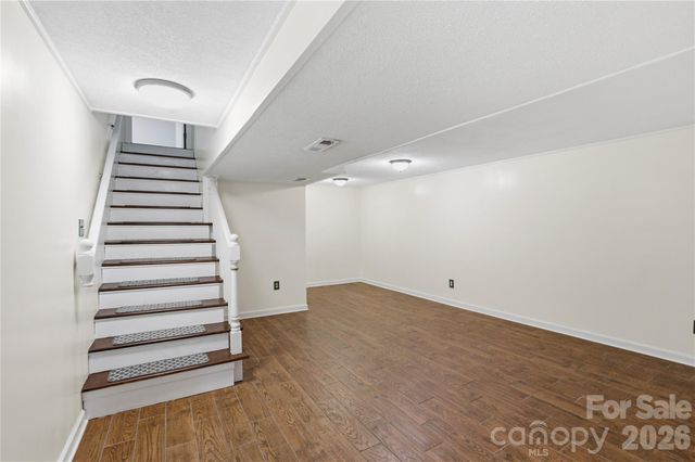 38 Nixon Terrace, Asheville, NC 28805