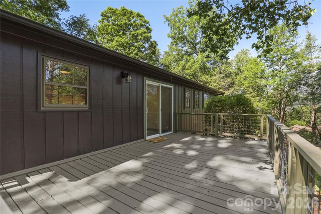 38 Nixon Terrace, Asheville, NC 28805