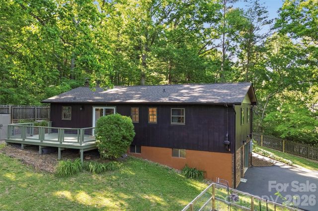 38 Nixon Terrace, Asheville, NC 28805