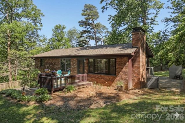 38 Nixon Terrace, Asheville, NC 28805