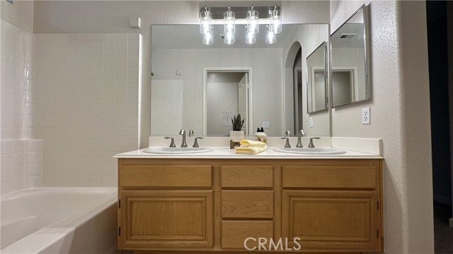 30870 Loire Court, Westlake Village, CA 91362