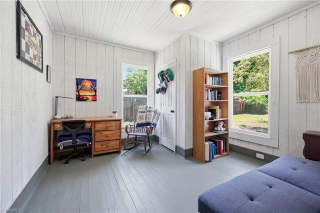 807 E Guilford Street, Thomasville, NC 27360