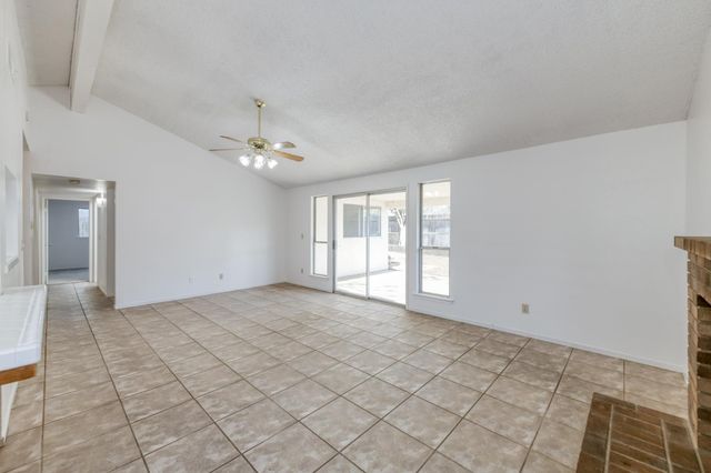 6312 N Delbert Avenue, Fresno, CA 93722