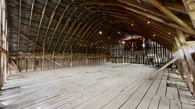 546 W Old Alexandria Rd, Watertown, TN 37184