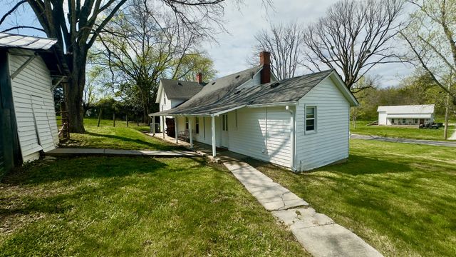 546 W Old Alexandria Rd, Watertown, TN 37184