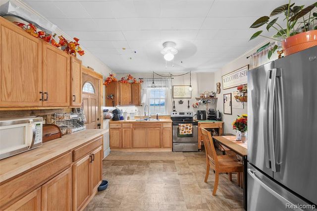 1102 Wellsville Highway, Palmyra, MI 49268