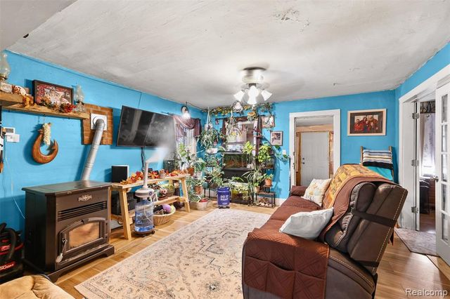 1102 Wellsville Highway, Palmyra, MI 49268