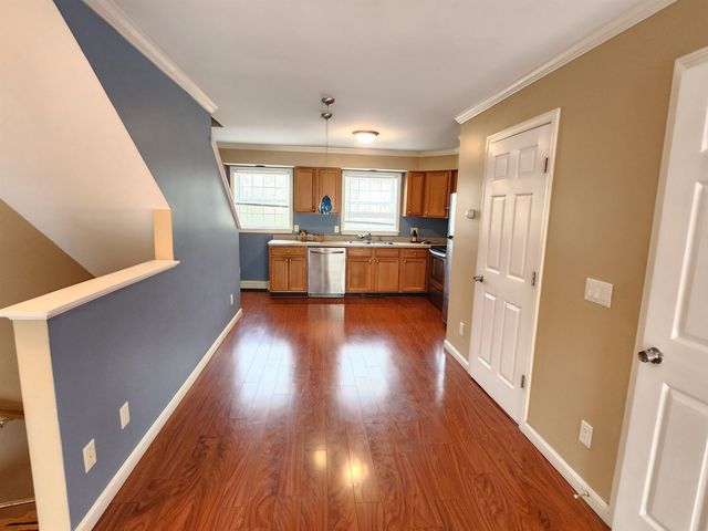 1029 S Mammoth Rd Unit 36, Manchester, NH 03109