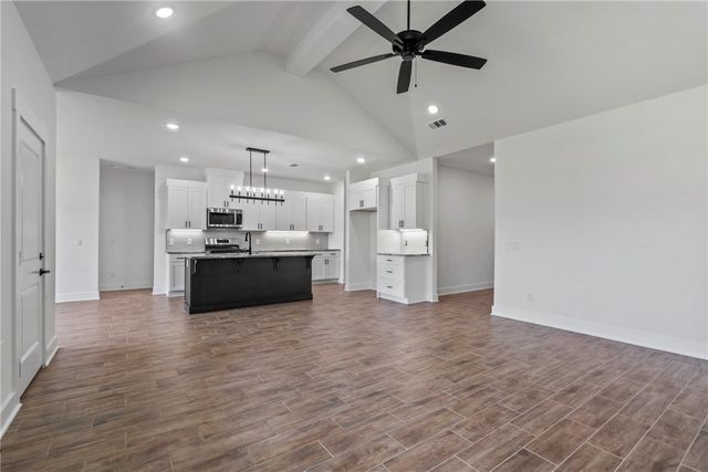 110 N Banner Avenue, Farmington, AR 72730