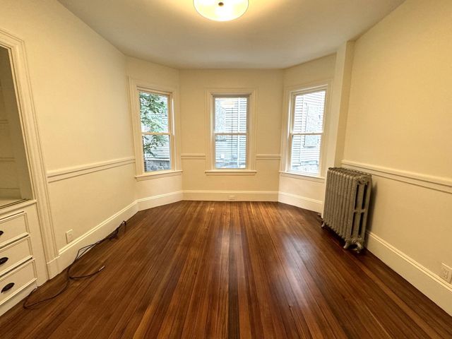 11 East Milton Rd. 1, Brookline, MA 02445