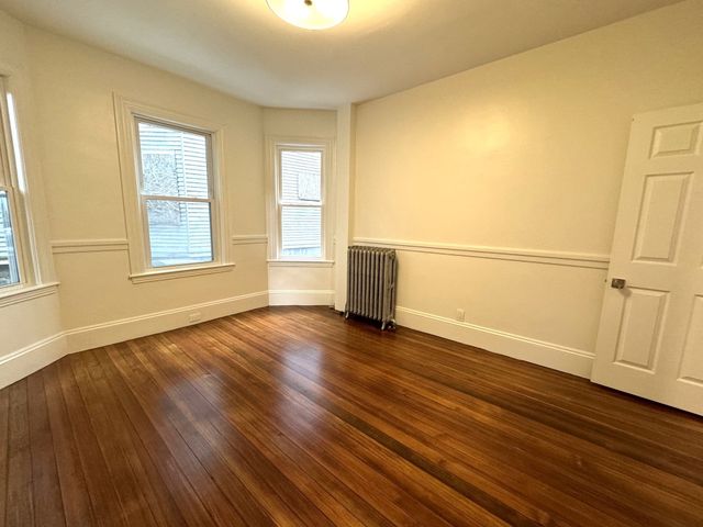 11 East Milton Rd. 1, Brookline, MA 02445