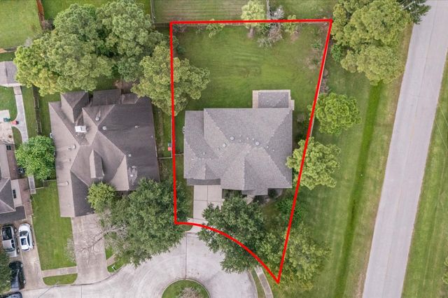 15019 Cozy Hollow Lane, Houston, TX 77044