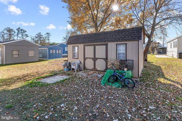 5372 MCCLEARY DR, Chincoteague Island, VA 23336