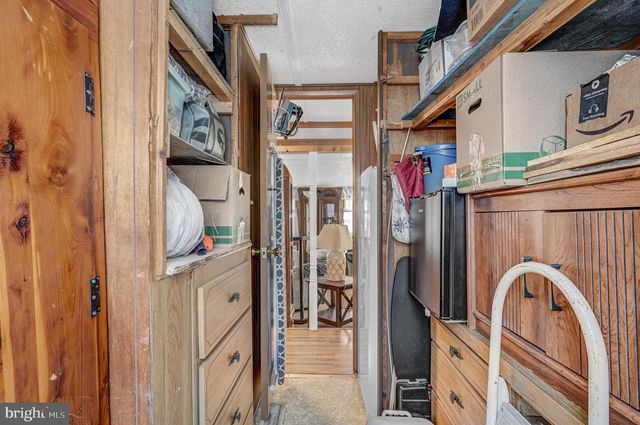 5372 MCCLEARY DR, Chincoteague Island, VA 23336