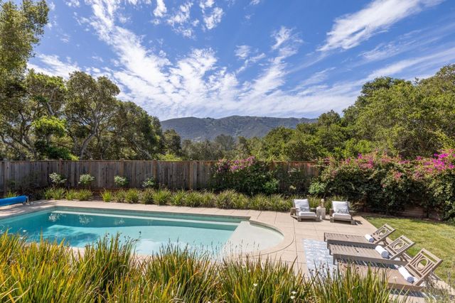 58 La Rancheria, Carmel Valley, CA 93924