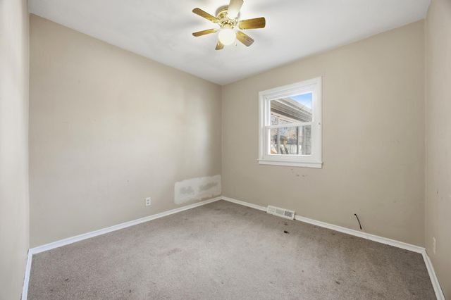 305 19th Avenue N, Fargo, ND 58102