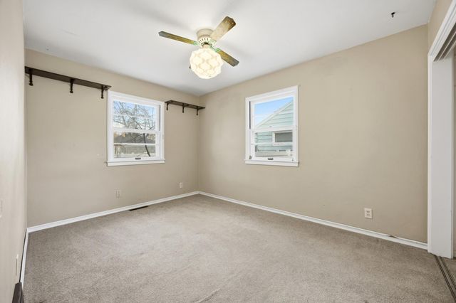 305 19th Avenue N, Fargo, ND 58102