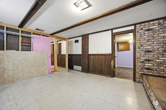 305 19th Avenue N, Fargo, ND 58102