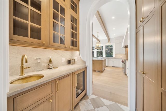 222 Grove Street, Wellesley, MA 02482