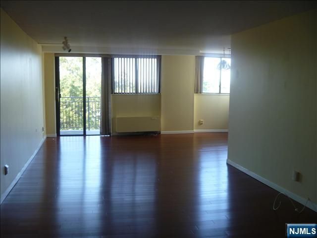 235 Prospect Avenue 7B, Hackensack, NJ 07601