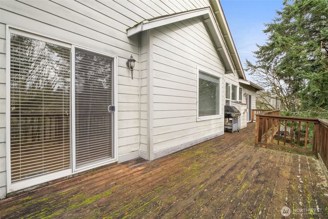 7412 64th Street Ct W, University Place, WA 98467