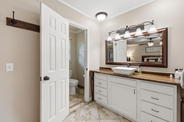 1504 Ridge Point Road, Hixson, TN 37343