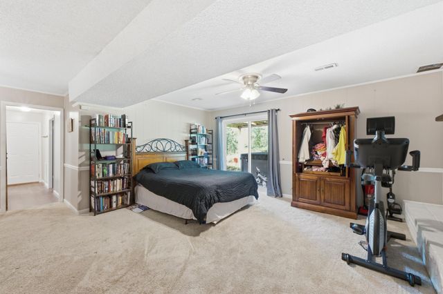1504 Ridge Point Road, Hixson, TN 37343
