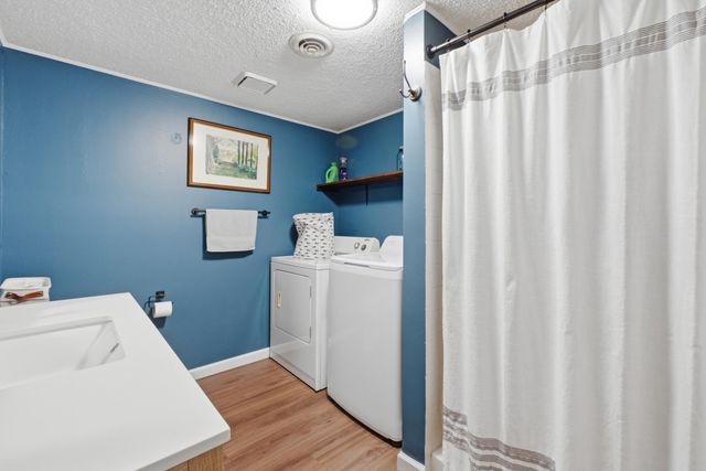 1504 Ridge Point Road, Hixson, TN 37343