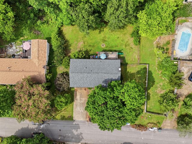 1504 Ridge Point Road, Hixson, TN 37343