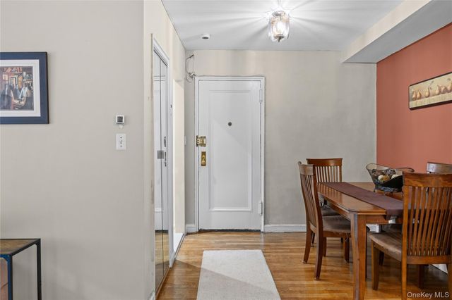 22 Mulford 2D, Hempstead, NY 11550