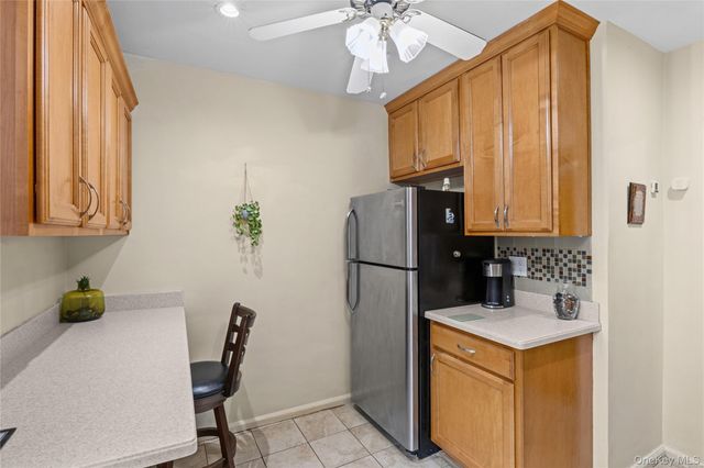 22 Mulford 2D, Hempstead, NY 11550