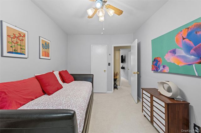 22 Mulford 2D, Hempstead, NY 11550