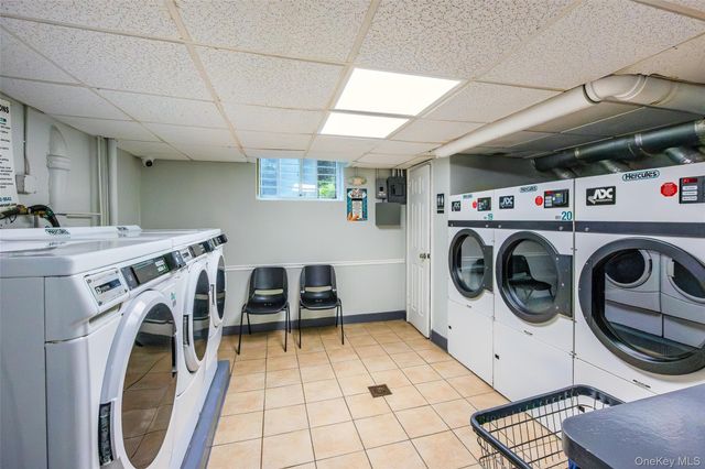 22 Mulford 2D, Hempstead, NY 11550