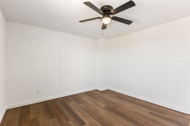 505 Farmer Road, Ennis, TX 75119