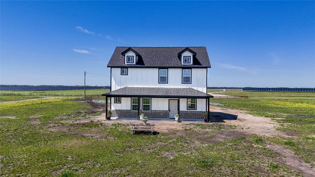 505 Farmer Road, Ennis, TX 75119