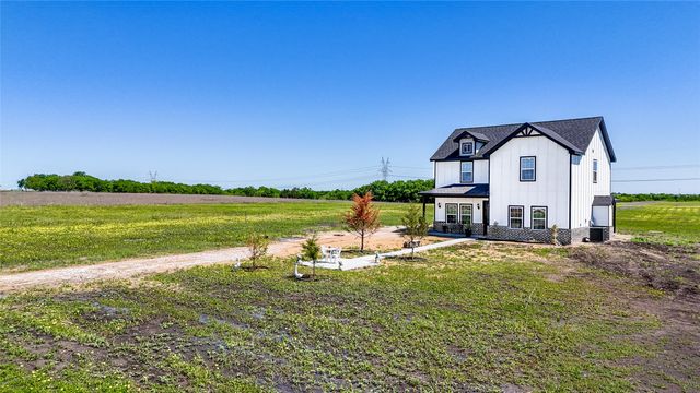 505 Farmer Road, Ennis, TX 75119