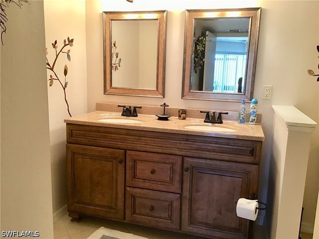 440 Fox Haven DR 2106, Naples, FL 34104