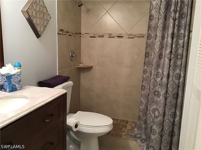 440 Fox Haven DR 2106, Naples, FL 34104